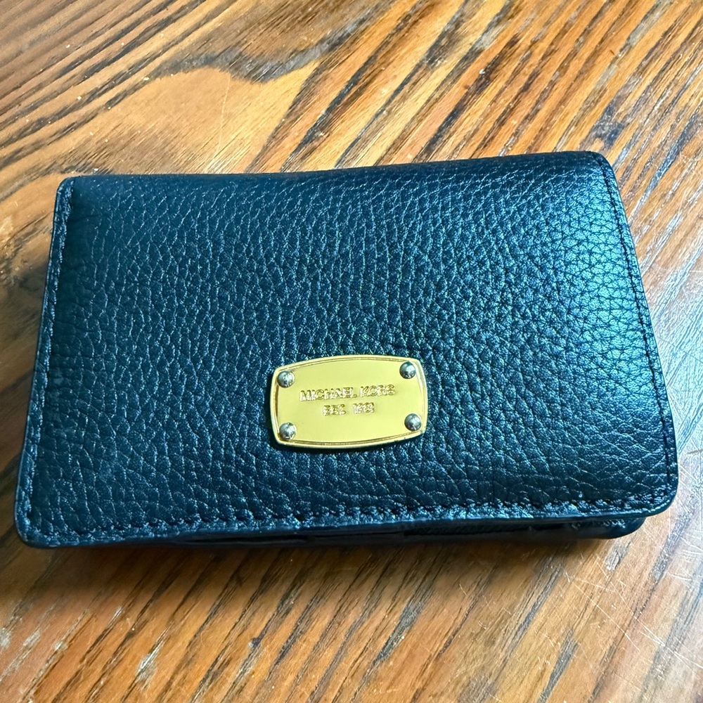 Michael Kors Black and Gold Key Card Holder